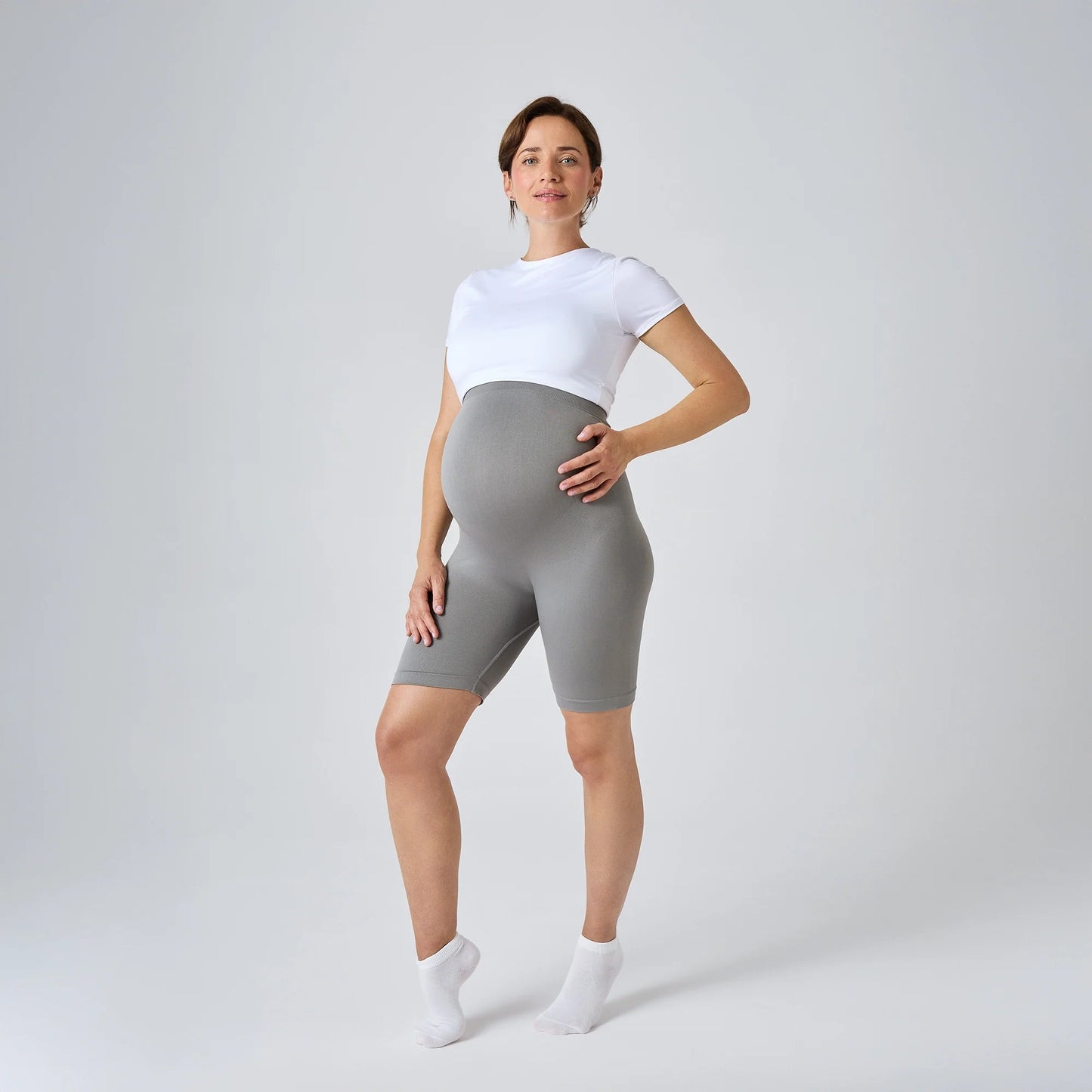 Gris | Sculpte sans comprimer | Pour des fesses joliment mises en valeur et des jambes que vous aurez plaisir à montrer.