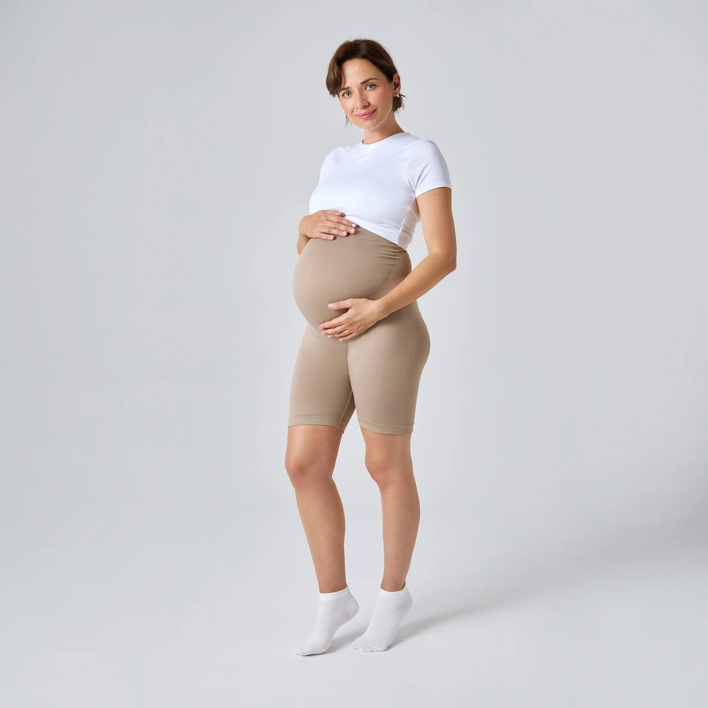 Beige | Sculpte sans comprimer | Pour des fesses joliment mises en valeur et des jambes que vous aurez plaisir à montrer.